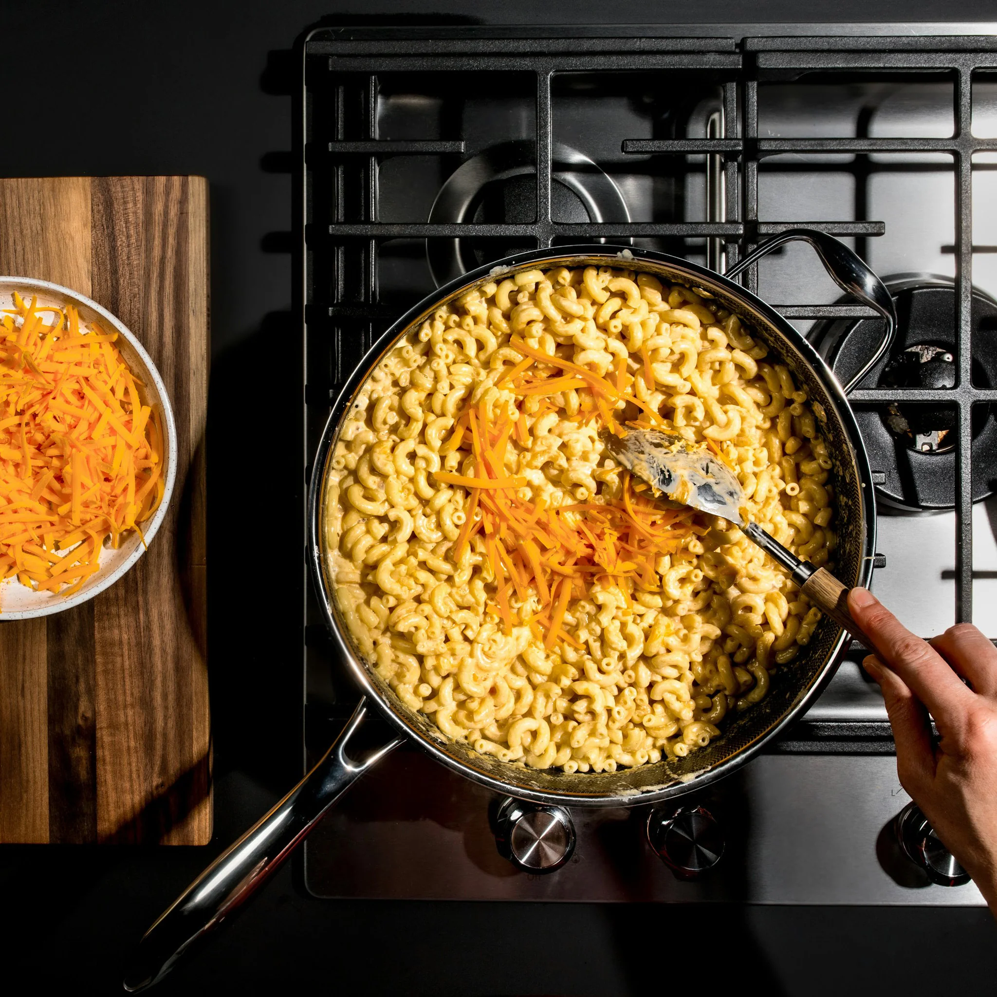 4.3 Litre Hybrid Deep Sauté Pan with Lid - Image 7