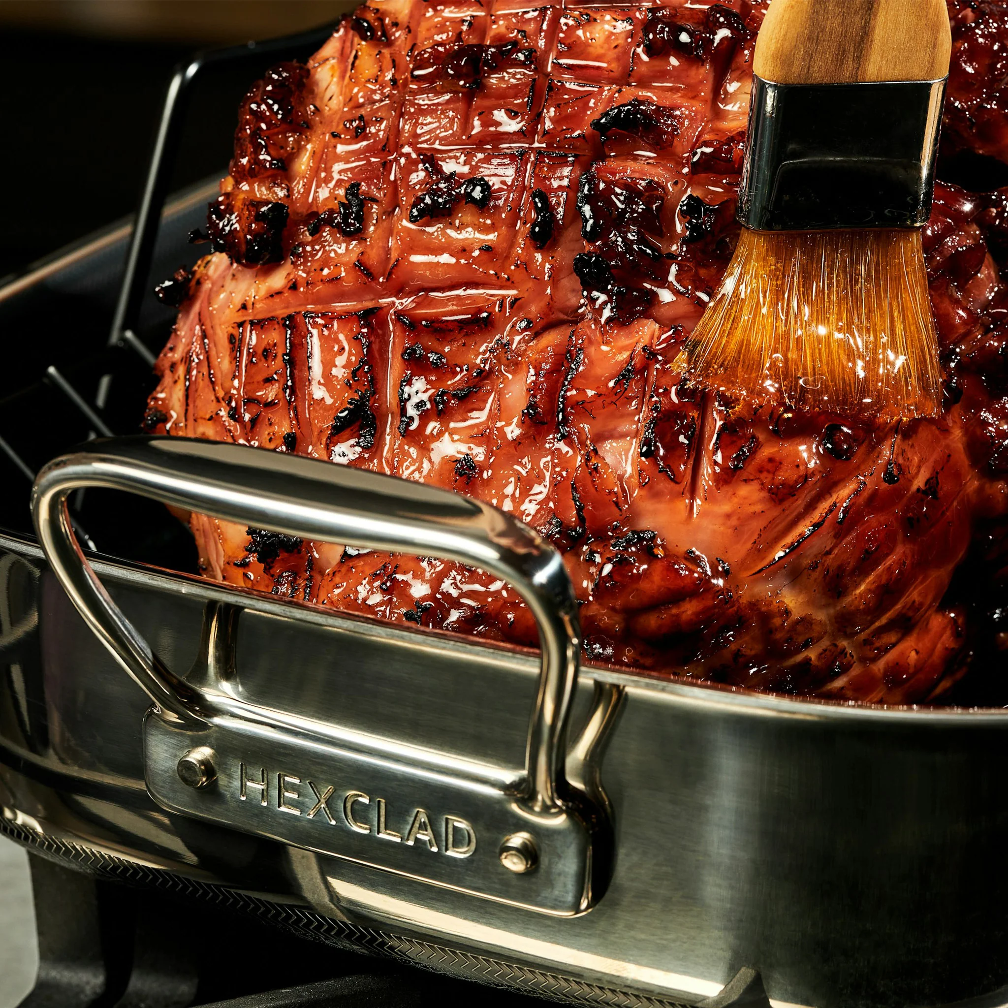 HexClad Hybrid Roasting and Cutting Board Set - Image 6