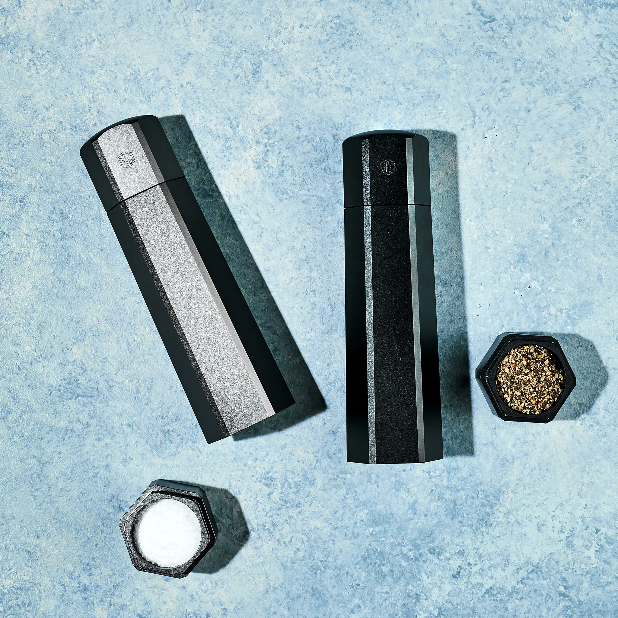 HexMill Salt and Pepper Grinder Set - Image 7