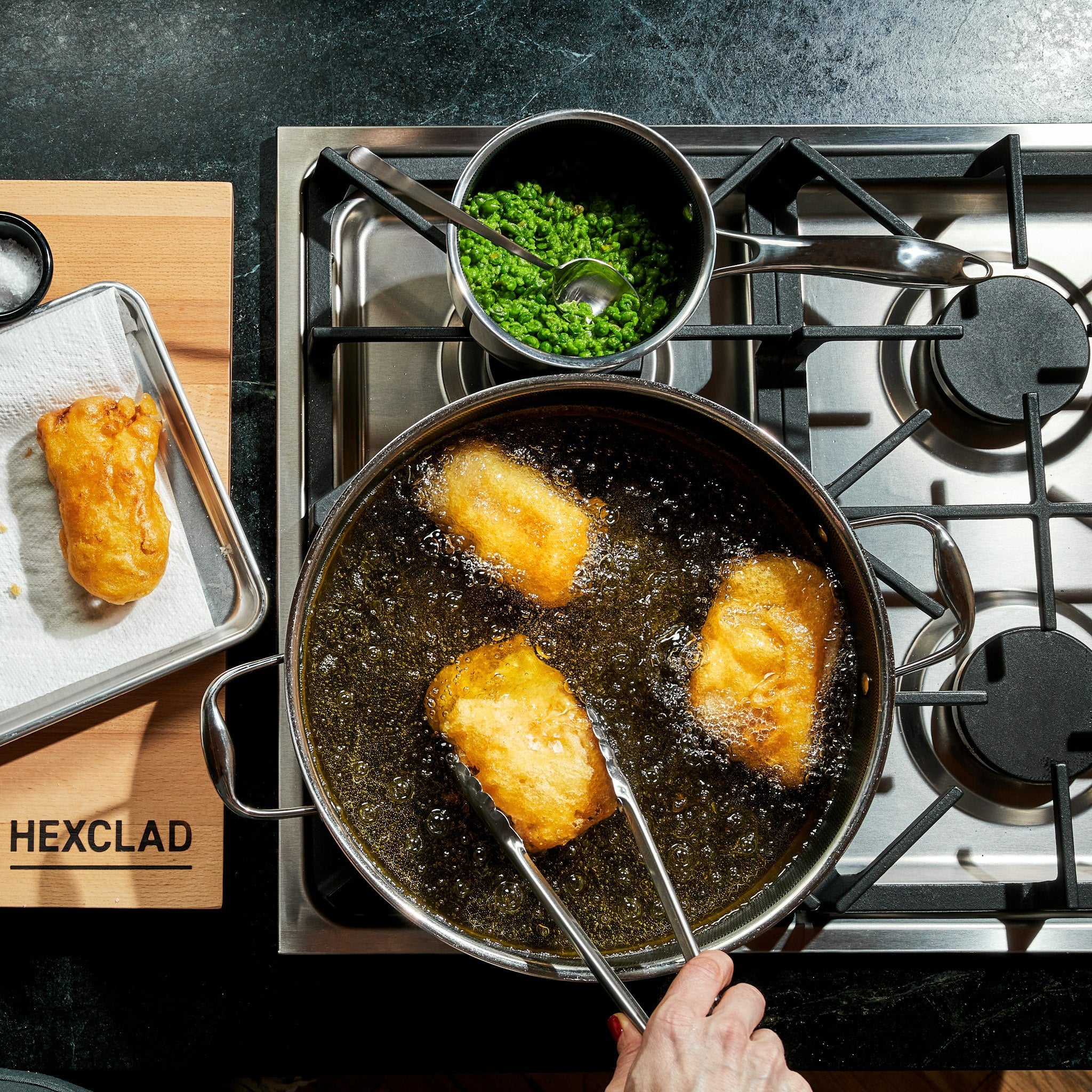 6.6 Litre Hybrid Deep Sauté Pan/Chicken Fryer with Lid - Image 6